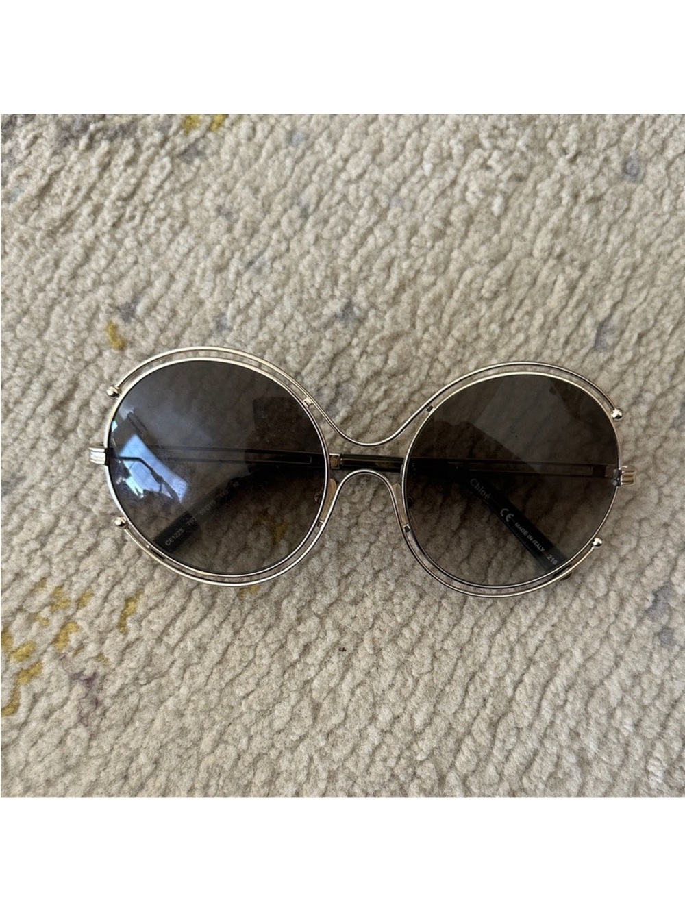CHLOE GOLD SUNGLASSES - Picture 2 of 8